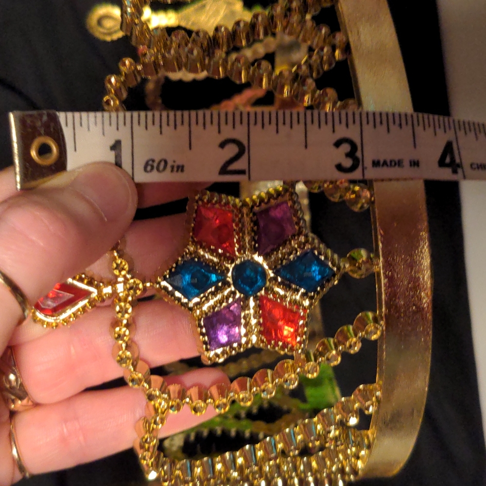 NWOT! Plastic Adjustable Crown Gold Multi Color Plastic Gems🔥Host Pick 7-3-23🔥 - Picture 2 of 3